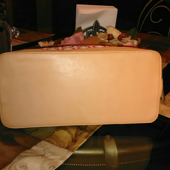 Rosetti Dome Satchel - Picture 3 of 8